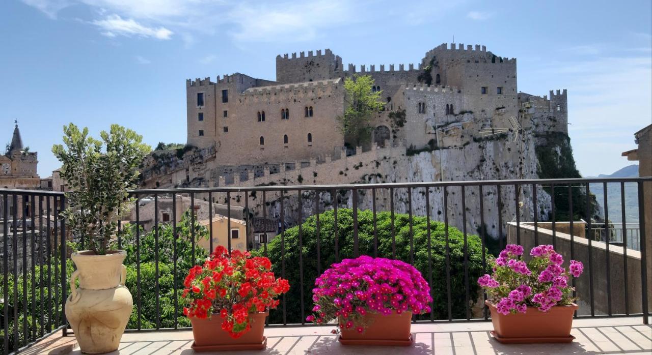 Villetta In Centro Storico Caccamo ภายนอก รูปภาพ