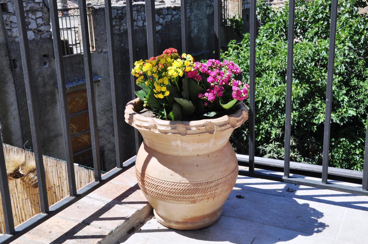 Villetta In Centro Storico Caccamo ภายนอก รูปภาพ